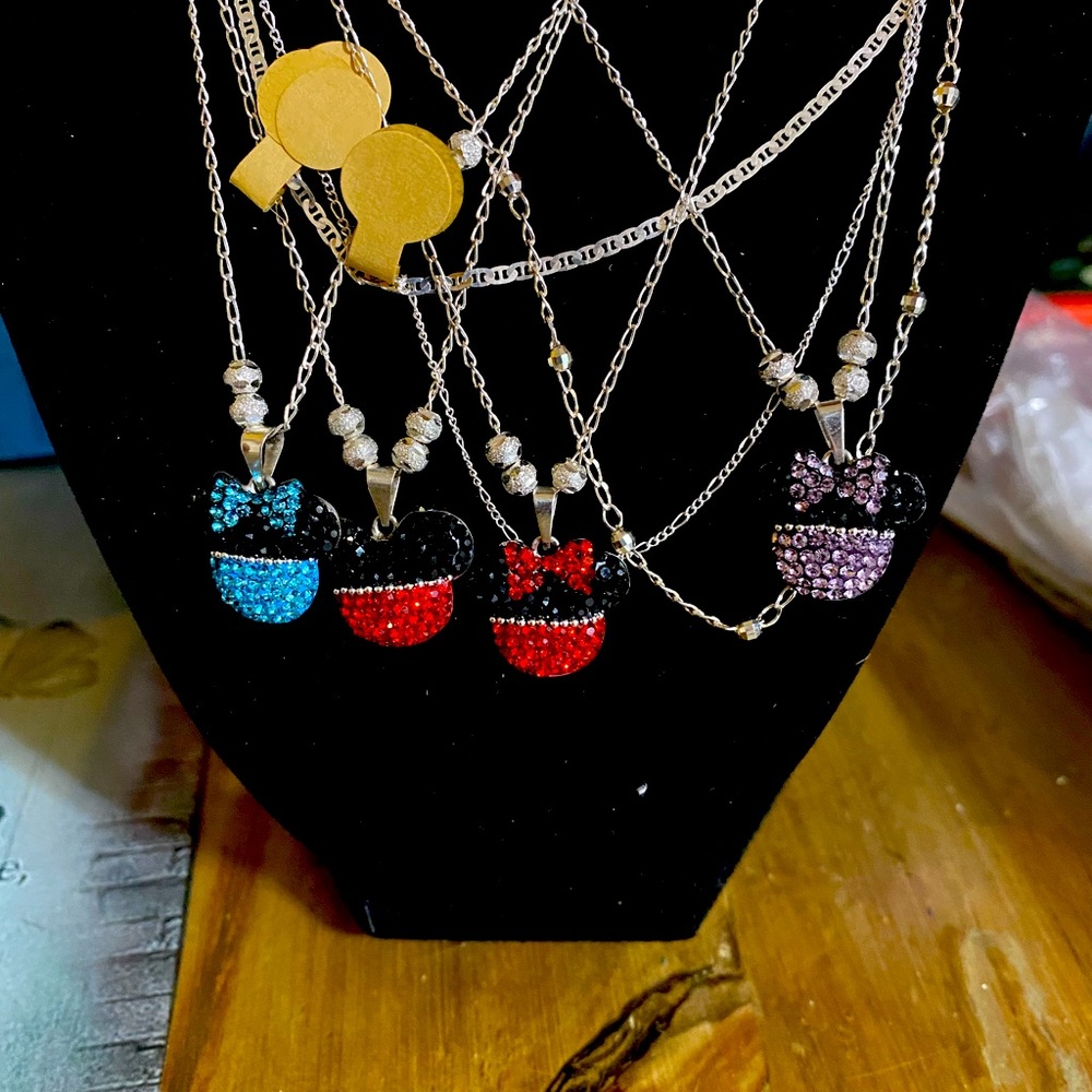 Minnie Mouse necklace